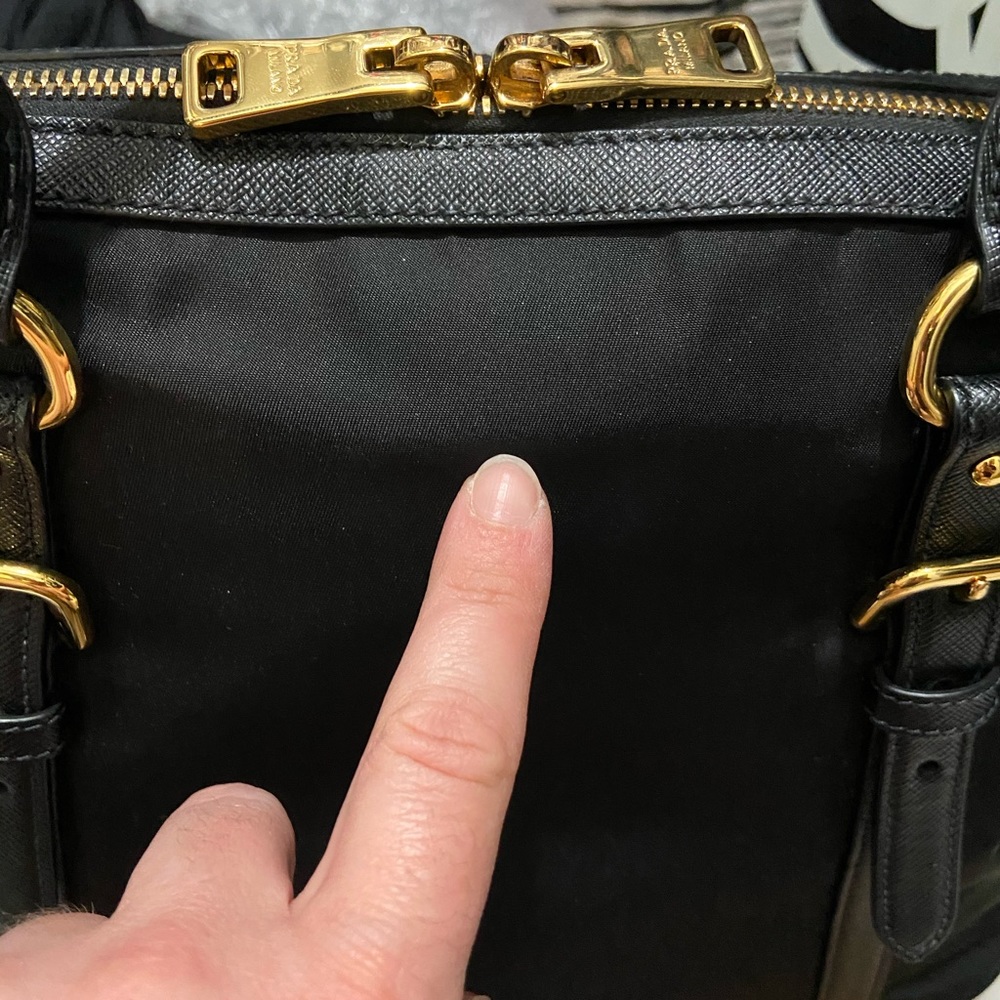 ❤️TRADED❤️Prada Bauletto Tessuto Saffiano 1BB013 - Picture 6 of 17